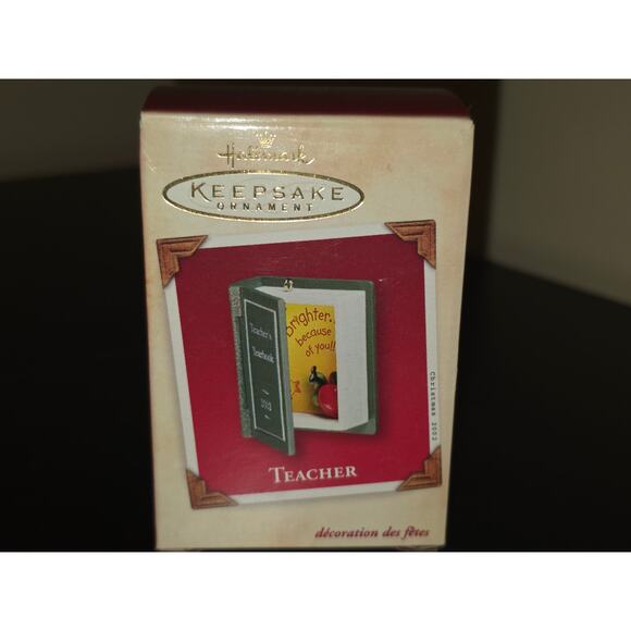 Hallmark Keepsake Christmas 2002 "Teacher" Book Worm Apple Ornament Ee1 - Picture 1 of 4
